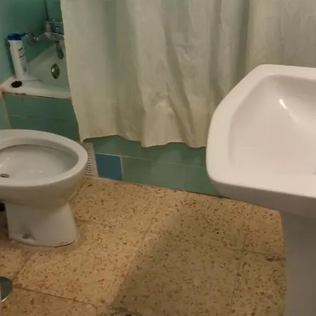 Bermudas Apartahotel
