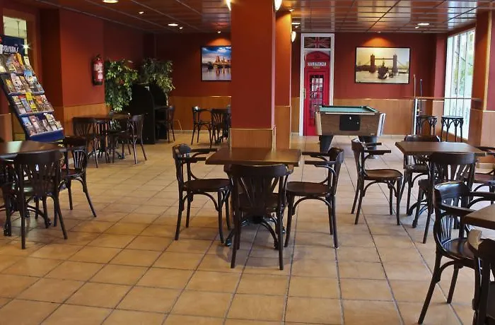 Апарт-отель Apartahotel Bermudas Benidorm